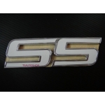 LOGO ' SS ' WHITE  FOR ALL CAR MODELS โลโก้ติดรถยนต์ SS ขาว